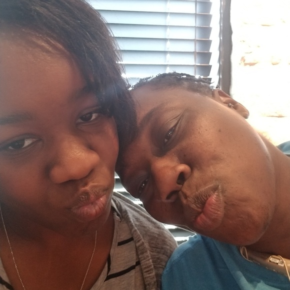 Meet your Posher, Fredricka - Picture 2 of 4